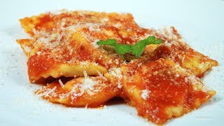 Ravioli ripieni di ricotta  Facilissimi  Primi facili [upl. by Siloa242]