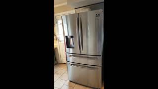 Samsung 28 cu Ft 4 door French door refrigerator [upl. by Nagard]