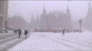 Snow in Moscow Winter wonderland or traffic hell [upl. by Scuram]