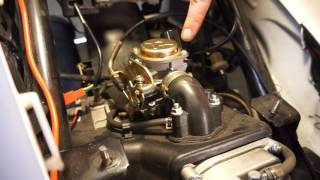 50cc scooter carburetor install [upl. by Minsk893]