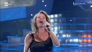 Guendalina Tavassi è Irene Grandi quotBum bumquot  Tale e Quale Show 26102018 [upl. by Warring71]