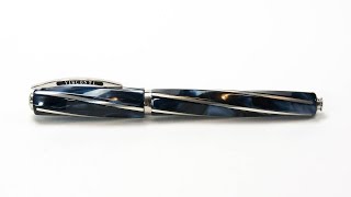 Fountain Pen Review Visconti Divina Elegance Maxi Blue [upl. by Inness]