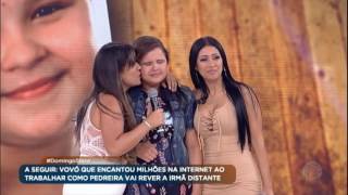 Clara realiza sonho de cantar com Simone e Simaria [upl. by Ayerhs]