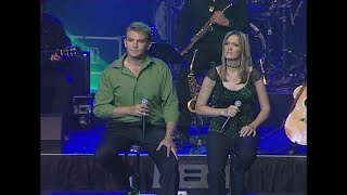 THEUNS JORDAAN JUANITA DU PLESSIS  Gospel Medley [upl. by Nestor654]