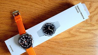 Samsung Galaxy Watch4 Classic Silver  Unboxing amp HandsOn [upl. by Odlavso]