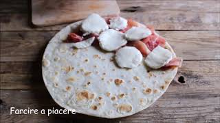 Come scaldare e farcire la Piadina [upl. by Tenay]