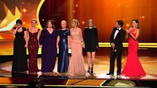 Melissa McCarthy wins an Emmy at the 2011 Primetime Emmy Awards [upl. by Fletch]