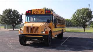 2002 International school bus for sale  noreserve Internet auction October 3 2017 [upl. by Odelia]