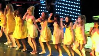 Glee Live Halo Walking on Sunshine [upl. by Kumagai723]