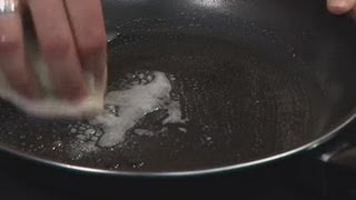 How To Clean Pot And Pans Using Vinegar [upl. by Aniretac365]