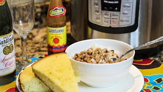 BLACKEYED PEAS in the INSTANT POT  The easiest blackeyed peas ever [upl. by Samy]