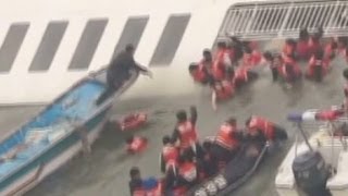 Fisherman rescued students from sinking ferry [upl. by Buine526]