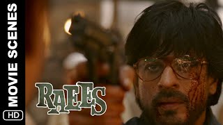 Raees Ki Dialogue Baazi  Koi Dhandha Chhota Nahi Hota  Shah Rukh Khan Nawazuddin Siddique [upl. by Irret]