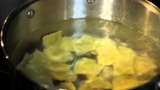 How to Cook Ravioli Pasta  Chicken Pasta amp Sauce [upl. by Joana]