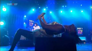 HD Noisettes  Dont Upset The Rhythm Live  New Pop Festival 2009 [upl. by Petronella593]