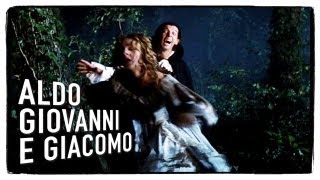 Il conte Dracula prima parte  Tre uomini e una gamba di Aldo Giovanni e Giacomo [upl. by Lejeune518]