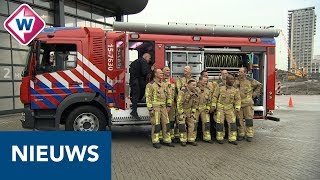 Brandweerwagen 20 voor het Laakkwartier  OMROEP WEST [upl. by Yelik]