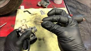 Cleaning a scooter carburetor [upl. by Fredel]