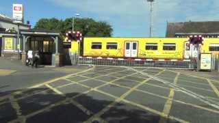 Birkdale Level Crossing [upl. by Abbye]