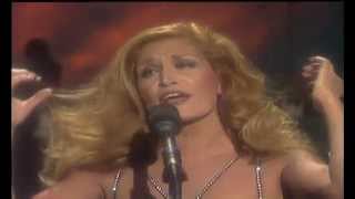 Dalida  Er war gerade 18 Jahr 1981 [upl. by Saied306]