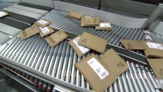 Automatic Parcel Singulator [upl. by Zonda]