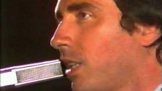 lestaca  lluis llach en concert 1985avi [upl. by Nyltac862]