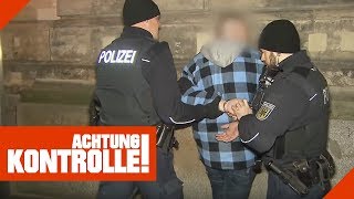 Aggressiver Mann beleidigt amp bedroht Polizei  Achtung Kontrolle  Kabel Eins [upl. by Aldwon]