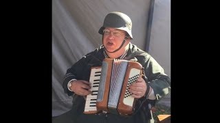 WW2 Accordion  German Music Das Kufsteinlied [upl. by Holli]