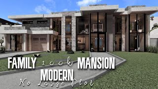 Modern Family Mansion 100k Roblox Bloxburg  No Large Plot [upl. by Luapnhoj]