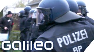 Knallhart Die Ausbildung bei der Bundespolizei  Galileo  ProSieben [upl. by Adnuhsed]