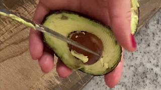 Como hacer aceite NATURAL de AGUACATE para la PIEL Y CABELLO [upl. by Trista]