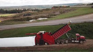 Bagging Silage with a Versa Silage bagging machine [upl. by Thirion]