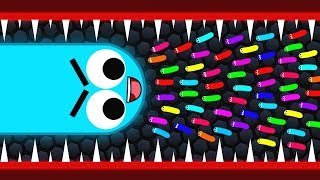 Im a SNEAKY SNAKE in SLITHERIO [upl. by Tonye]